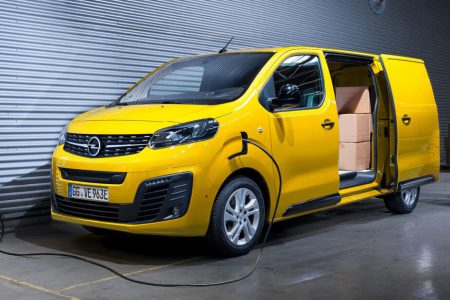 Opel Vivaro-e Furgone Elettrico 